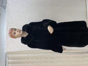 Мутон пальто с капюшоном Джованна