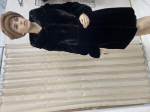 Мутон пальто с капюшоном Аврора